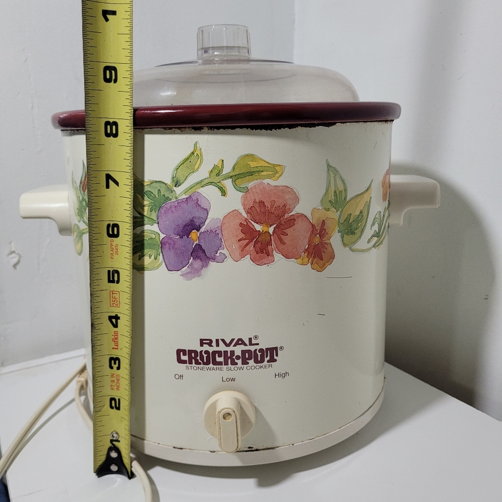 Cream Cookware Slow Cooker with Temperature Control - Picture 4 of 9